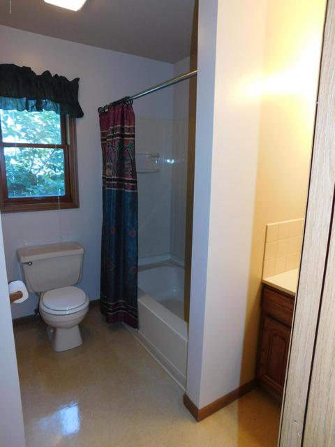 181 Fifteenth, Manistee, MI 49660 photo 14