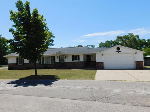181 Fifteenth, Manistee, MI 49660 photo 1