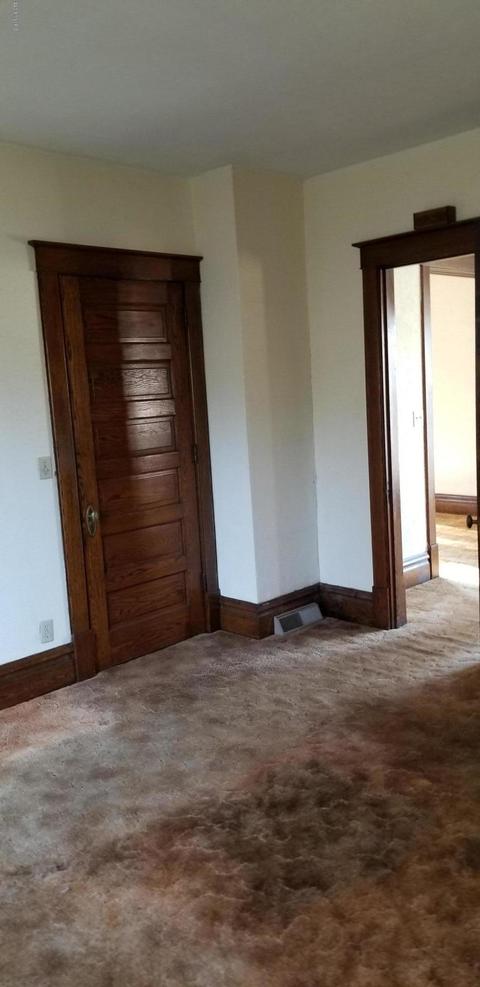 217 S Bridge St, Belding, MI 48809 photo 14