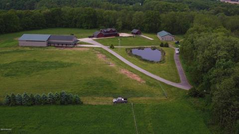 67741 Lost Rd, Cassopolis, MI 49031 photo 2