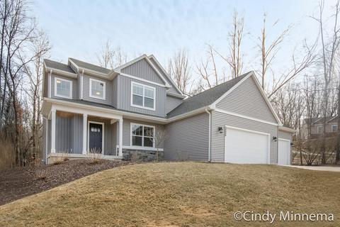 4533 Amazon Dr, Lowell, MI 49331 photo 2