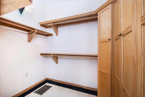 684 2nd St, Plainwell, MI 49080 photo 12