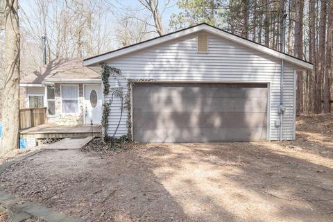 684 2nd St, Plainwell, MI 49080 photo 3