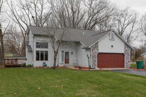 56880 Chippewa Dr, Three Rivers, MI 49093 photo 1
