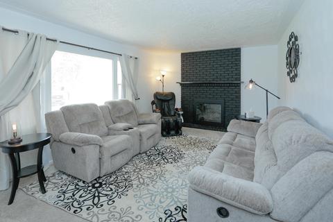 191 Moon Dr, Plainwell, MI 49080 photo 3