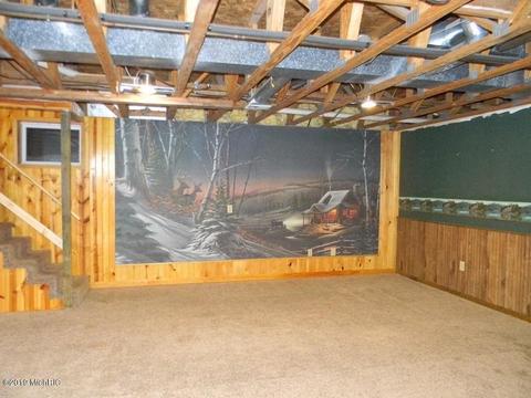 7311 W Saint Charles Rd, Sumner, MI 48889 photo 9