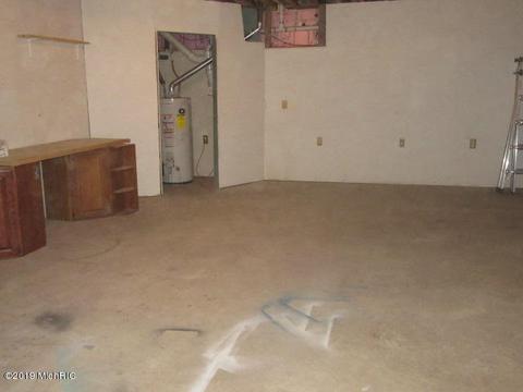 336 S Locust Ave, White Cloud, MI 49349 photo 17