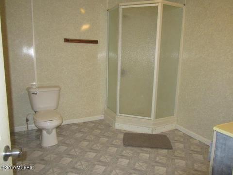 336 S Locust Ave, White Cloud, MI 49349 photo 16