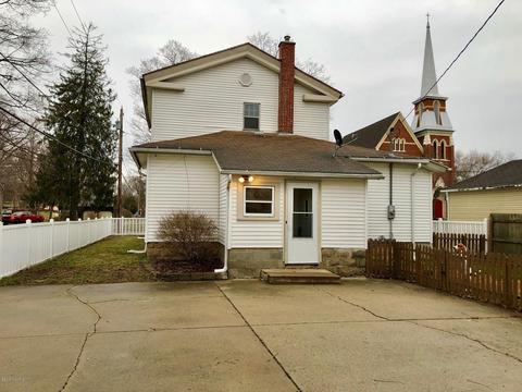 260 White Pigeon St, Constantine, MI 49042 photo 2