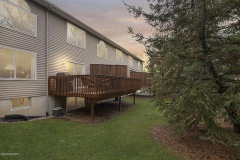 618 Abbey Mill Dr SE, Ada, MI 49301 photo 21