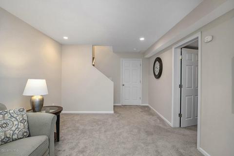 618 Abbey Mill Dr SE, Ada, MI 49301 photo 17