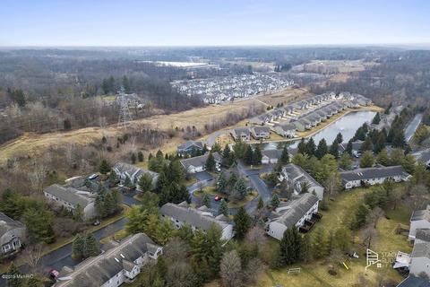 618 Abbey Mill Dr SE, Ada, MI 49301 photo 29