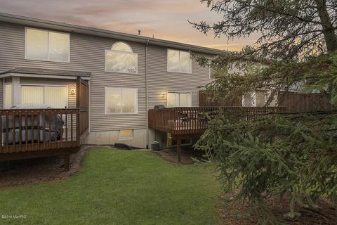 618 Abbey Mill Dr SE, Ada, MI 49301 photo 22