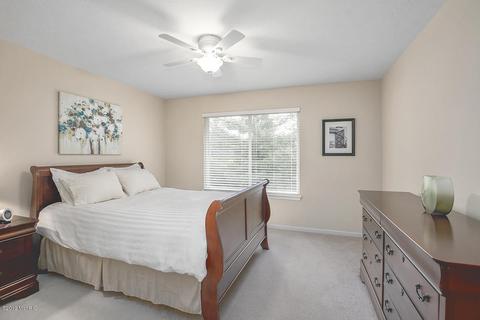 618 Abbey Mill Dr SE, Ada, MI 49301 photo 14