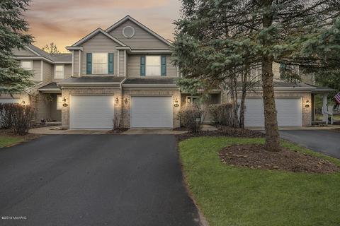 618 Abbey Mill Dr SE, Ada, MI 49301 photo 1