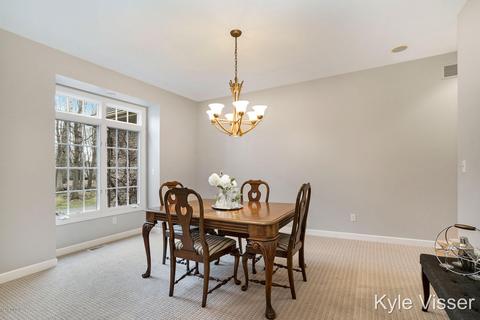 507 Roundtree Dr NE, Ada, MI 49301 photo 14