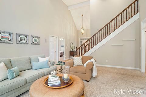 507 Roundtree Dr NE, Ada, MI 49301 photo 11