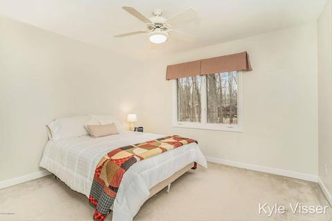 507 Roundtree Dr NE, Ada, MI 49301 photo 30