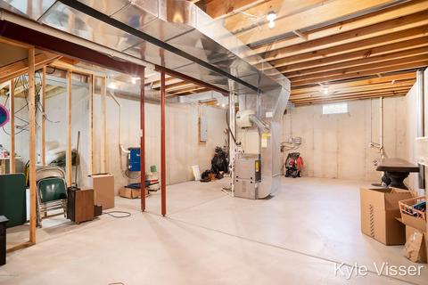 507 Roundtree Dr NE, Ada, MI 49301 photo 37
