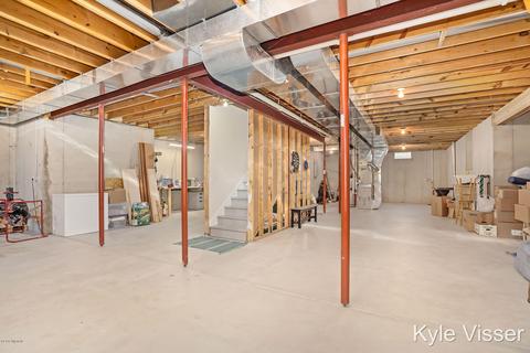 507 Roundtree Dr NE, Ada, MI 49301 photo 35