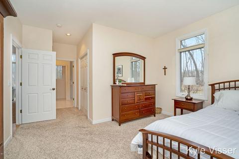 507 Roundtree Dr NE, Ada, MI 49301 photo 25