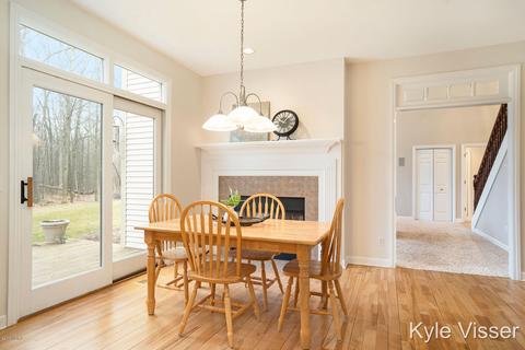 507 Roundtree Dr NE, Ada, MI 49301 photo 17