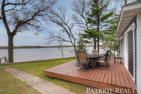 1376 E 88th St, Newaygo, MI 49337 photo 5