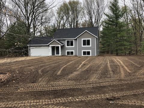 2595 Chapel Ct, Dorr, MI 49323 photo 3