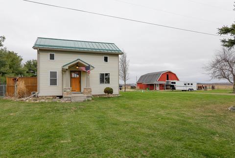 10585 E Z Ave, Mendon, MI 49072 photo 2