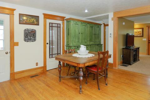 10585 E Z Ave, Mendon, MI 49072 photo 9