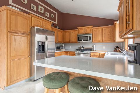 13005 Burroughs St NE, Lowell, MI 49331 photo 3