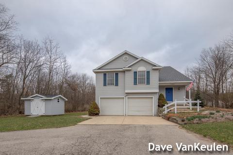 13005 Burroughs St NE, Lowell, MI 49331 photo 8