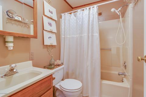 65595 E Peninsula Dr, Cassopolis, MI 49031 photo 6