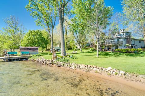 65595 E Peninsula Dr, Cassopolis, MI 49031 photo 1