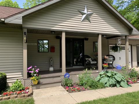 1935 E Parmeter Rd, Ionia, MI 48846 photo 3