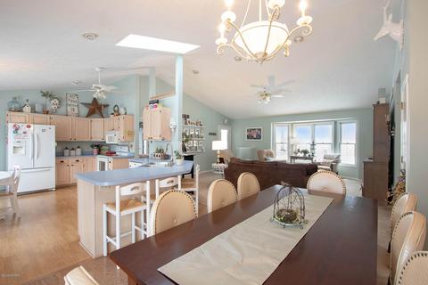 1935 E Parmeter Rd, Ionia, MI 48846 photo 10