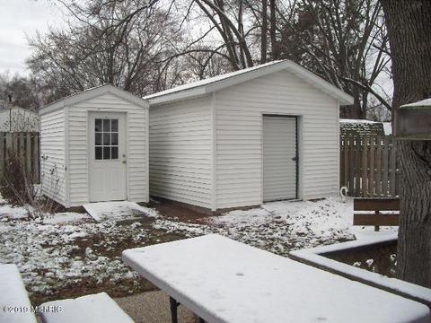 1025 S Pleasant St, Belding, MI 48809 photo 19