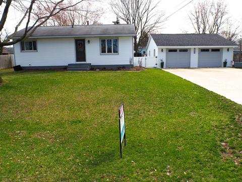 4193 Sandy Dr, Dorr, MI 49323 photo 1