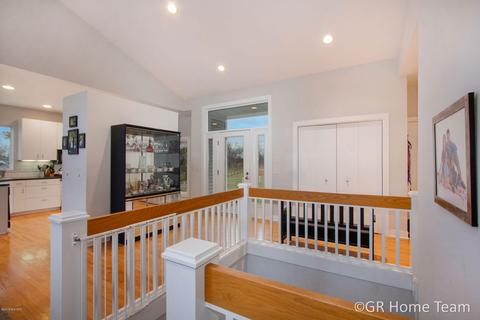 9051 36th St SE, Ada, MI 49301 photo 6