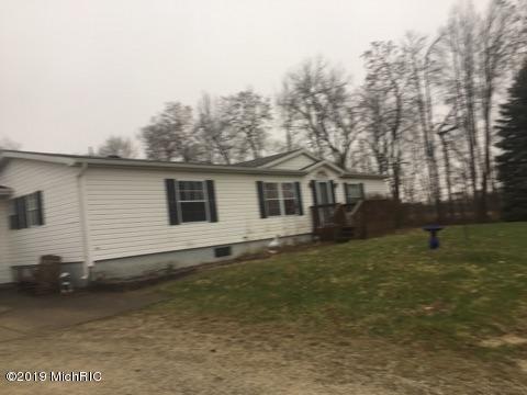 835 Kinter Rd, Bronson, MI 49028 photo 1
