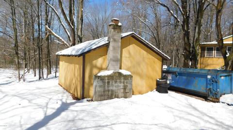 2633 E Washington Rd, White Cloud, MI 49349 photo 25