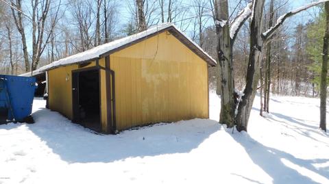 2633 E Washington Rd, White Cloud, MI 49349 photo 24