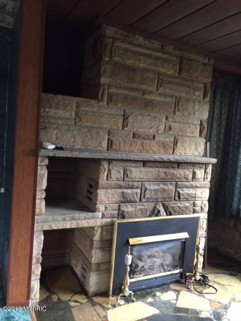 113 Everett St, Homer, MI 49245 photo 4