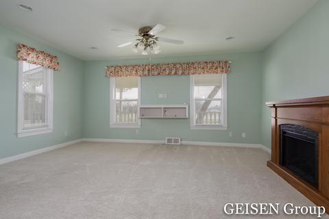 407 N Demorest St, Belding, MI 48809 photo 8