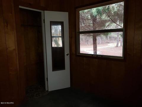 2782 E 1 Mile Rd, White Cloud, MI 49349 photo 28