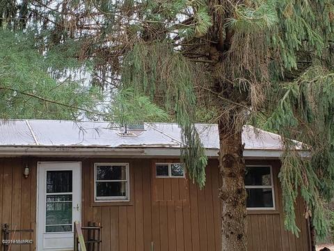 2782 E 1 Mile Rd, White Cloud, MI 49349 photo 5