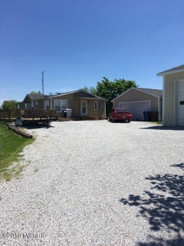 17449 Smith, Galien, MI 49113 photo 3