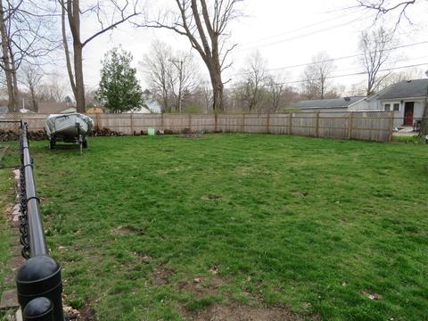 320 Canaris St, Constantine, MI 49042 photo 2
