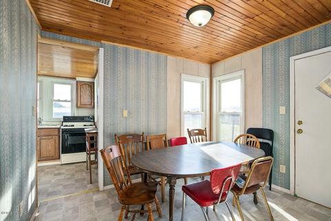 34981 69th St, Covert, MI 49043 photo 4