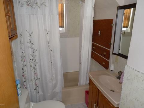 910 Davis St, Manistee, MI 49660 photo 16